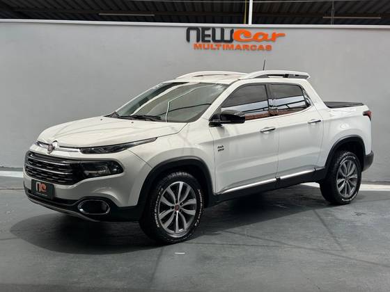 FIAT TORO 2.0 16V TURBO DIESEL VOLCANO 4WD AT9